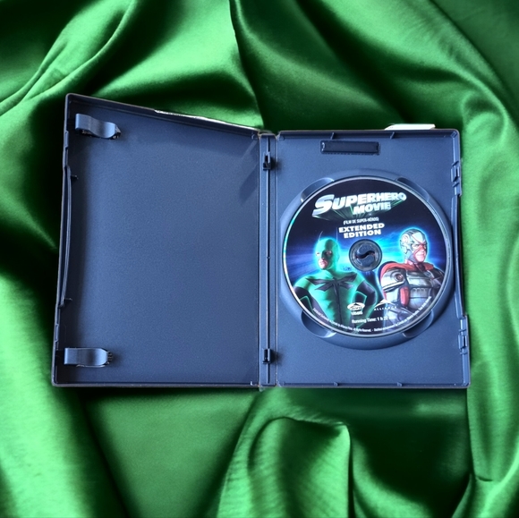 Superhero Movie Extended Edition DVD - Picture 3 of 3